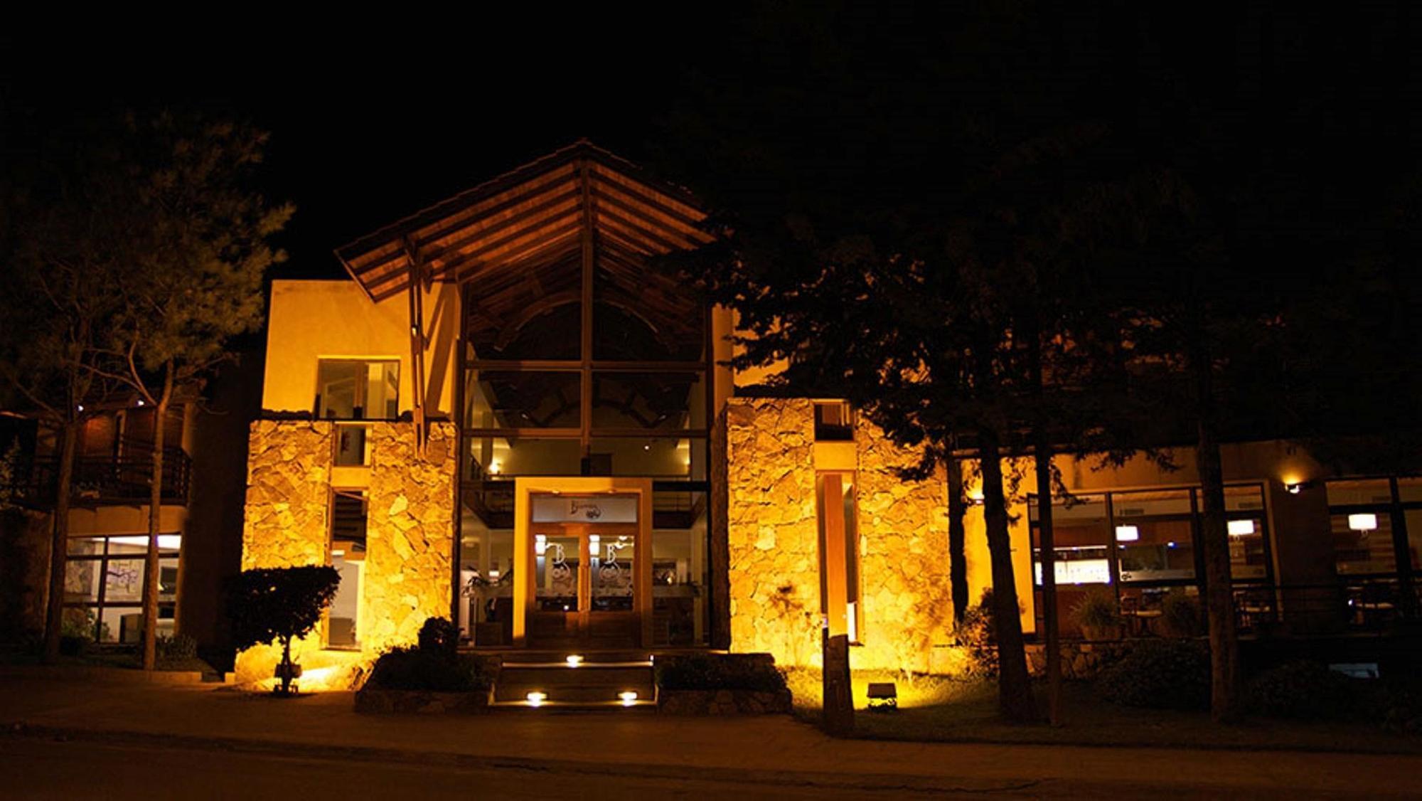 Hotel Blumig Villa General Belgrano Buitenkant foto